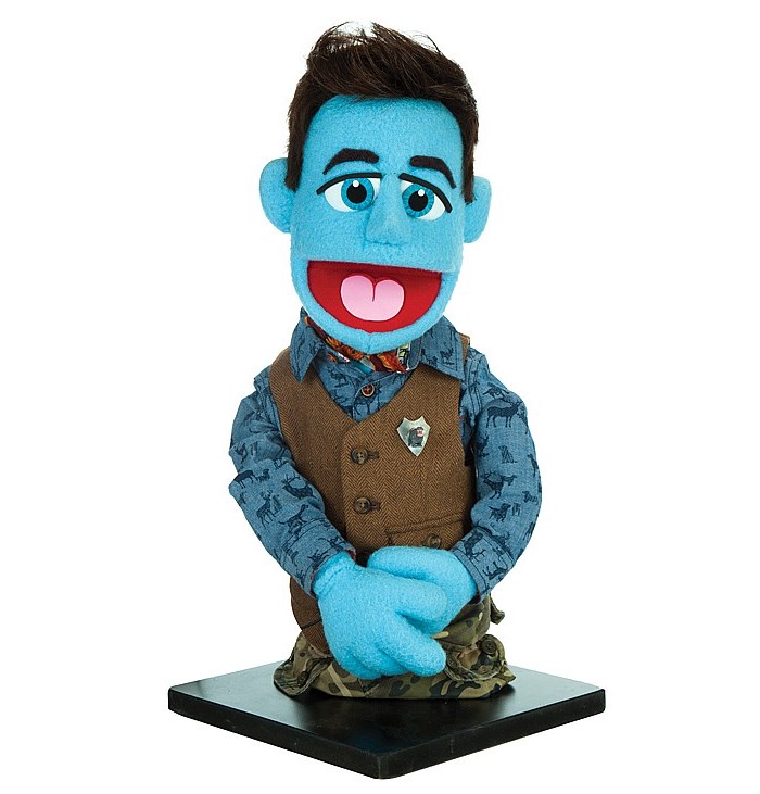 Kurt and Blaine Puppets highlight Day 2 of GLEE The Official Show Auction