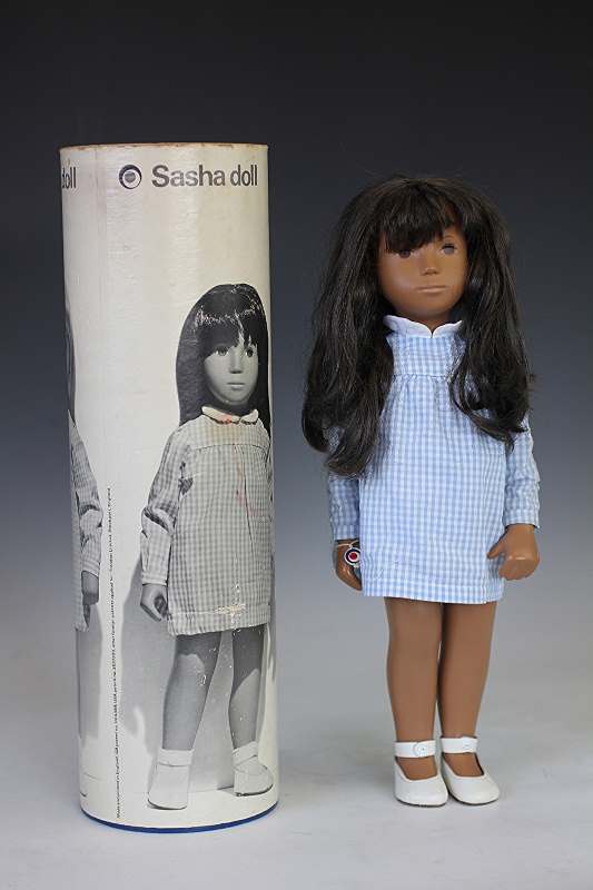 World Collectors Net – Sasha Dolls 