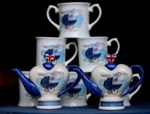ROYALBABYteapot5s