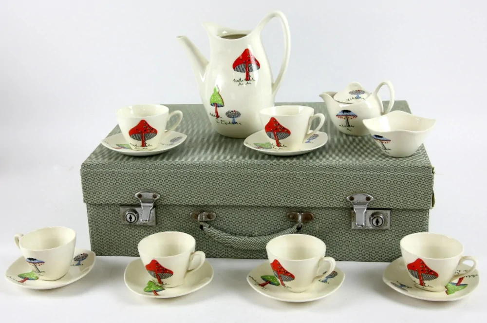Jessie Tait for Midwinter a stylecraft toadstool design coffee set