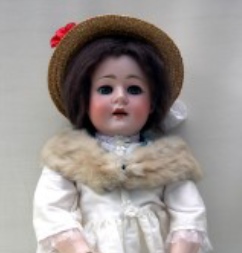 A Walther & Sohn 125 10 doll Antique Bisque Dolls