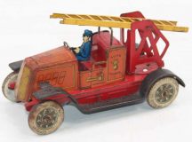 A French Unis tinplate clockwork Auto Pompe Fire Engine
