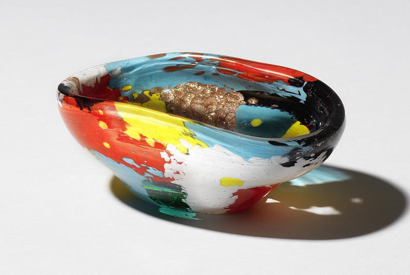 Dino Martens bowl from Oriente series
