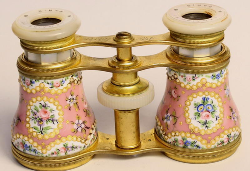 French enamel opera glasses with mother of Pearl barrels the eyepieces signed Lemaire F Paris