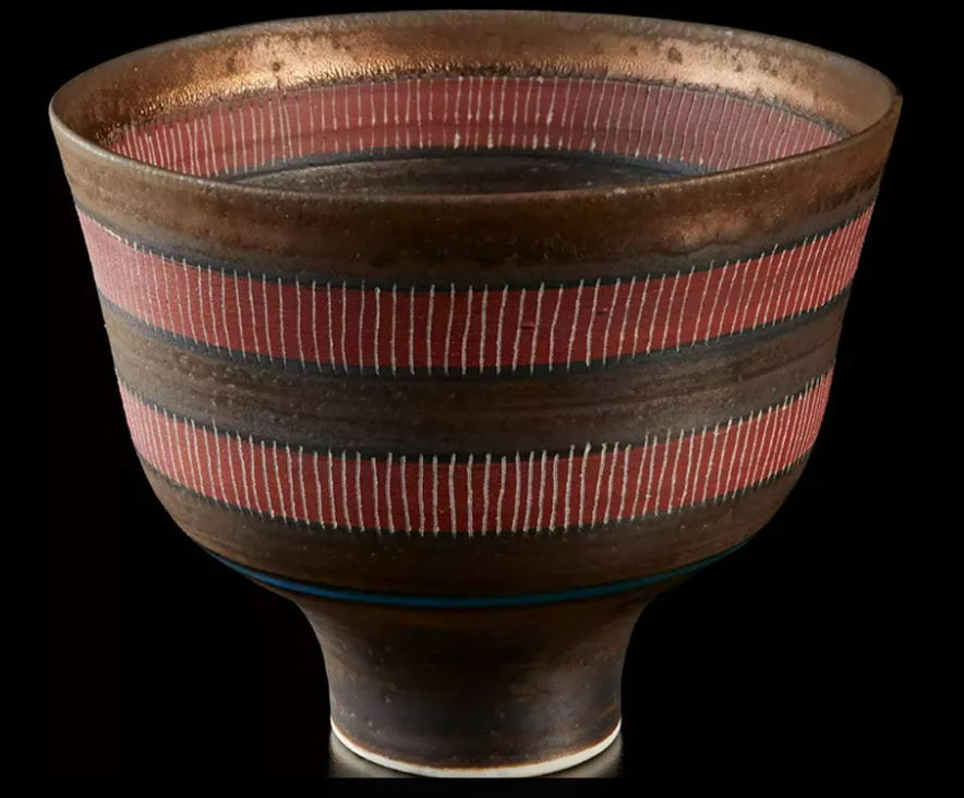 Lucie Rie footed bowl sells for 180000 dollars