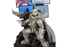 Royal Selangor Batman figure from Batman The Dark Knight Returns silver edition