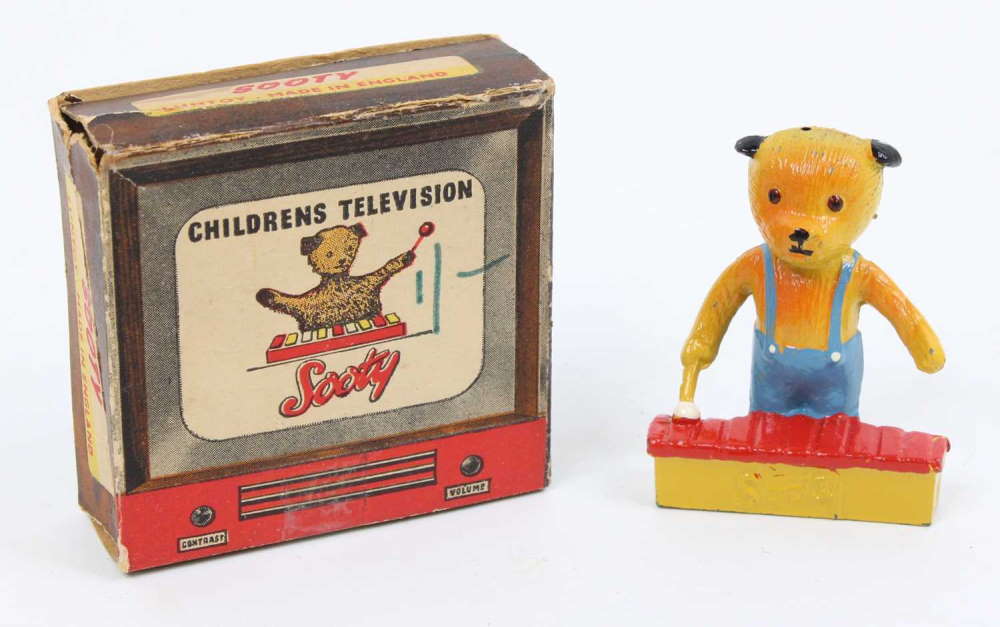 Luntoy TV related figure Sooty with xylophone housed in the original TV style card box