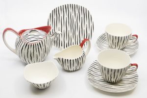A Midwinter style craft Zambesi pattern tea for two designed by Jessie Tait