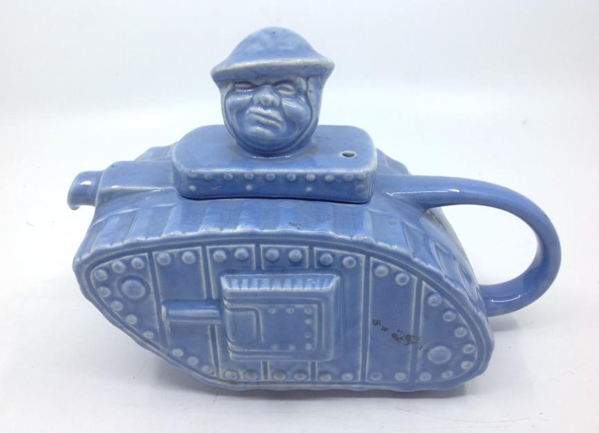 The Sadler Tank Teapot information and price guide