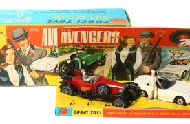 Corgi Toys Gift Set 40 The Avengers complete and in original box including all 3 umbrellas