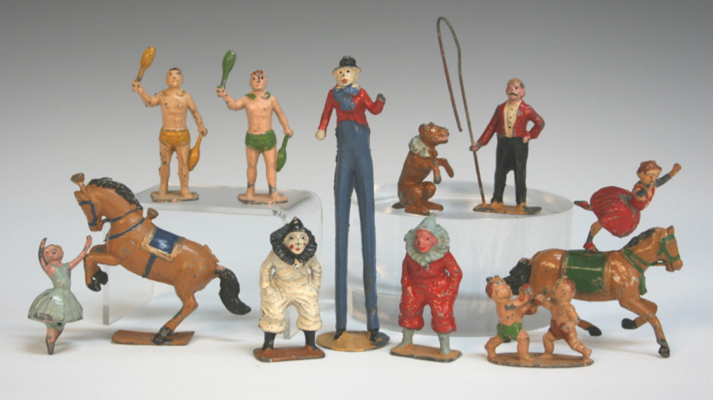 A Charbens No 41 Comic Circus set of figures