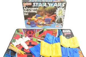 Star Wars an original vintage 1977 Palitoy made Play-Doh Adventure Modelling Set. Sold for £70 at Auctioneum Ltd - East Bristol & Bath